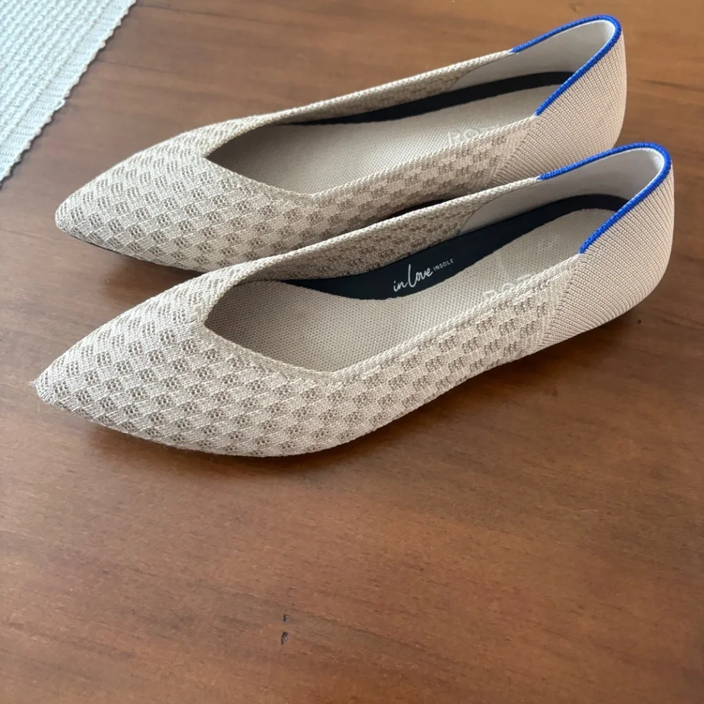 Rothy’s point flats - Picture 3 of 3